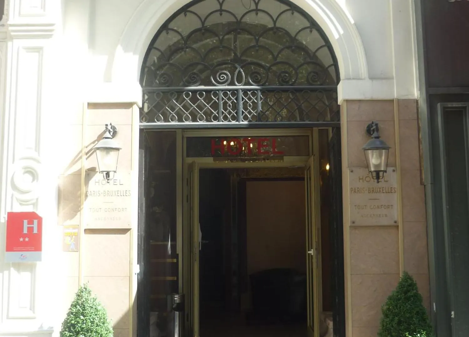 Ξενοδοχείο Bruxelles 2*